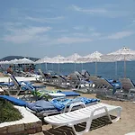 Hotell Sky Vela &