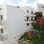 Hotell Sky Vela & 3*