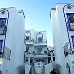 Hotell Sky Vela & 3*