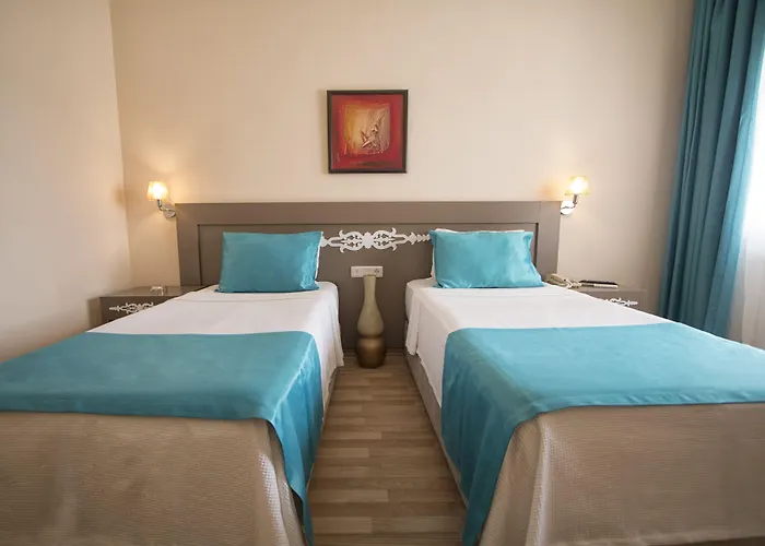 Hotel Sky Vela & 3*