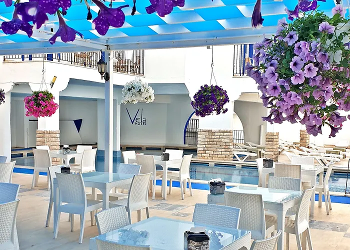 Sky Vela & 3*