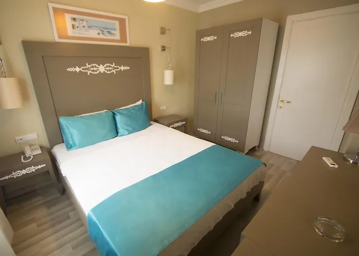 Sky Vela & Hotel