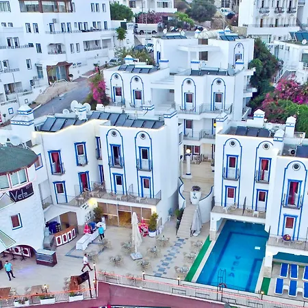 ホテル Sky Vela & グムベット