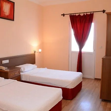 ホテル Sky Vela & グムベット