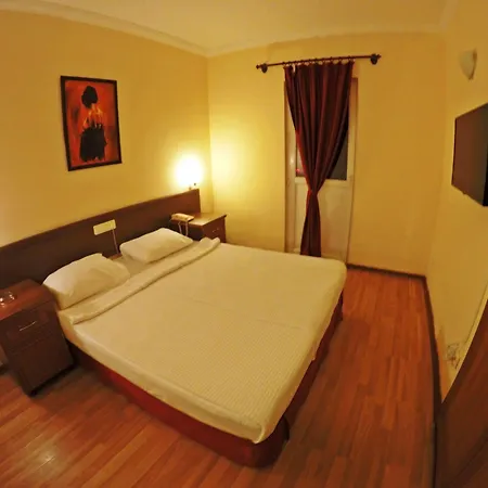 Sky Vela & ホテル