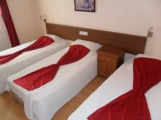 Hotel Sky Vela & 3*