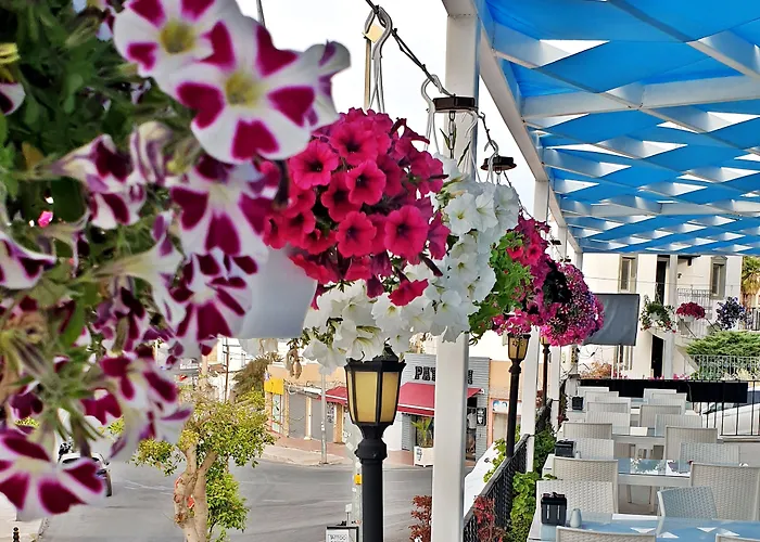 Szálloda Sky Vela & 3*